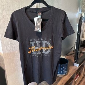 Brand New w/ Tags Woman’s Harley Davidson Shirt Size Large